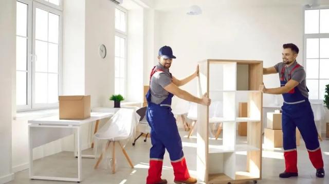 The Complete Breakdown of What Full Service Movers in Denver Provide
